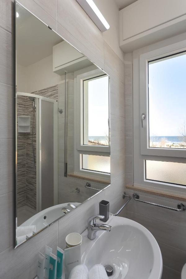 Hotel Dolcevita Cesenatico Extérieur photo
