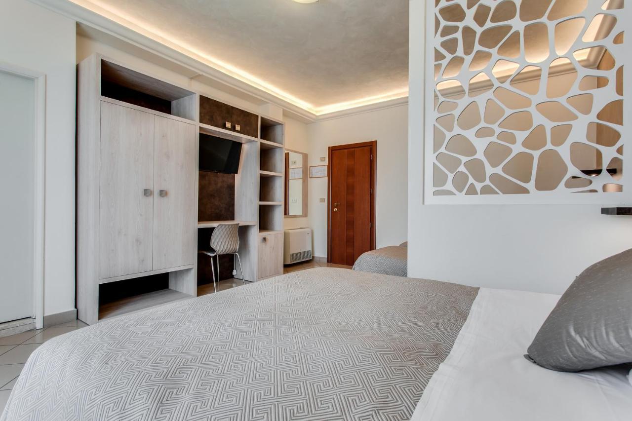 Hotel Dolcevita Cesenatico Extérieur photo