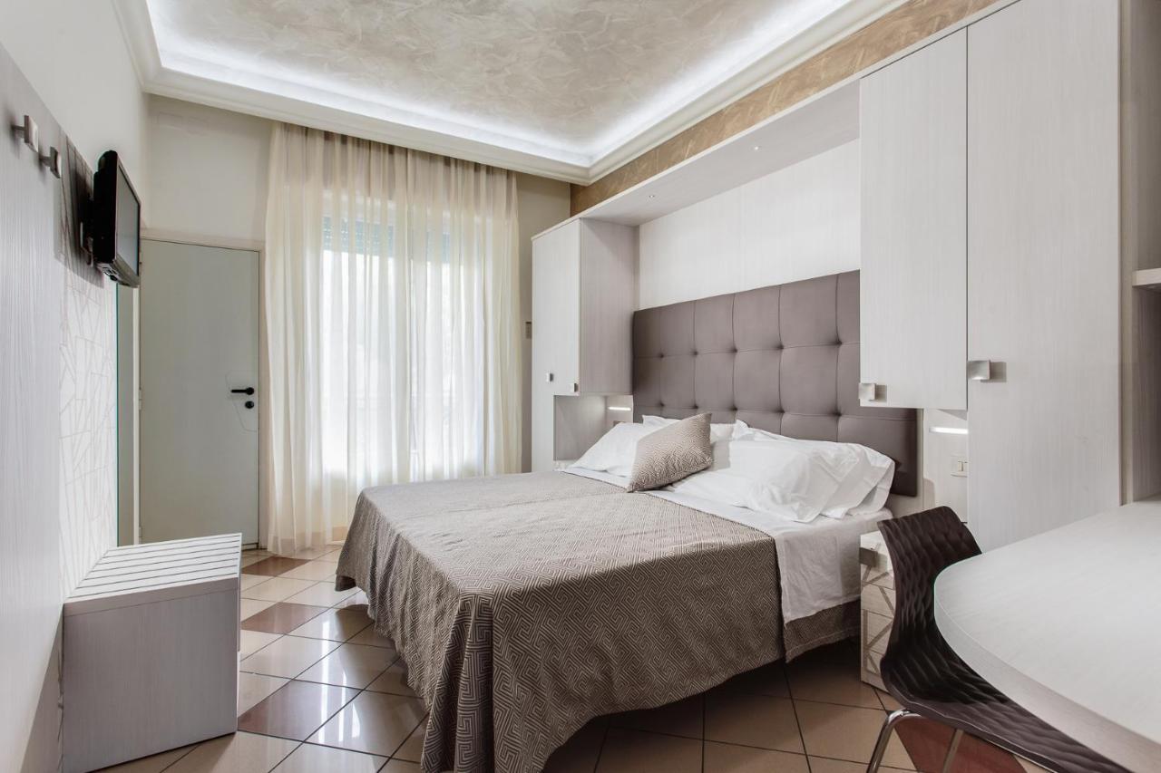 Hotel Dolcevita Cesenatico Extérieur photo