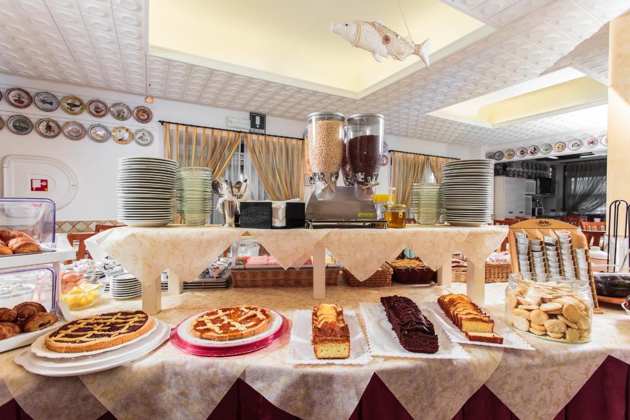 Hotel Dolcevita Cesenatico Chambre photo